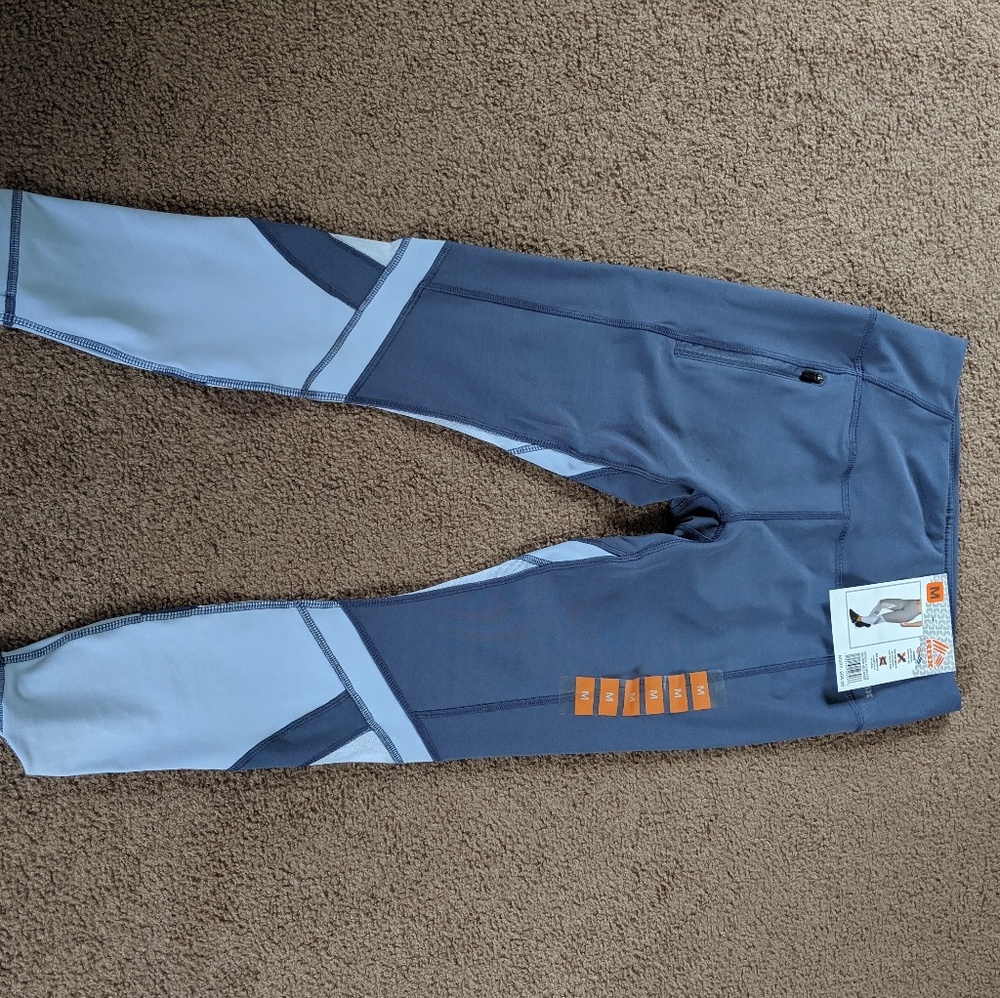 Women's work out pants size medium